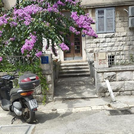 Bugenvilija Apartment Spalato Esterno foto