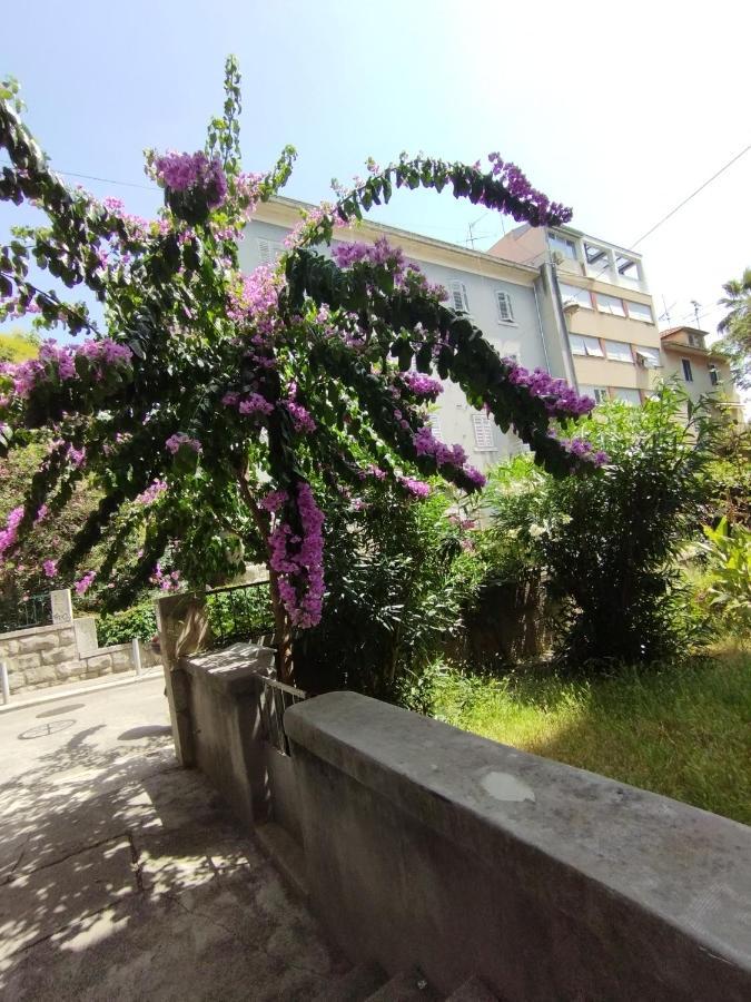 Bugenvilija Apartment Spalato Esterno foto